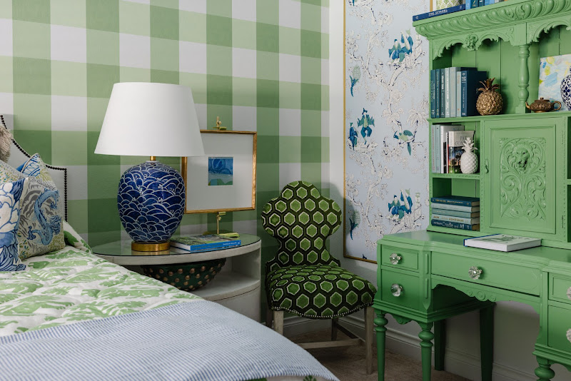 bedroom green design